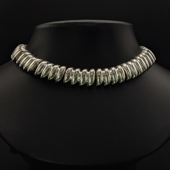 RETRO Silver Toned Collar Link Necklace - Picture 3 of 9